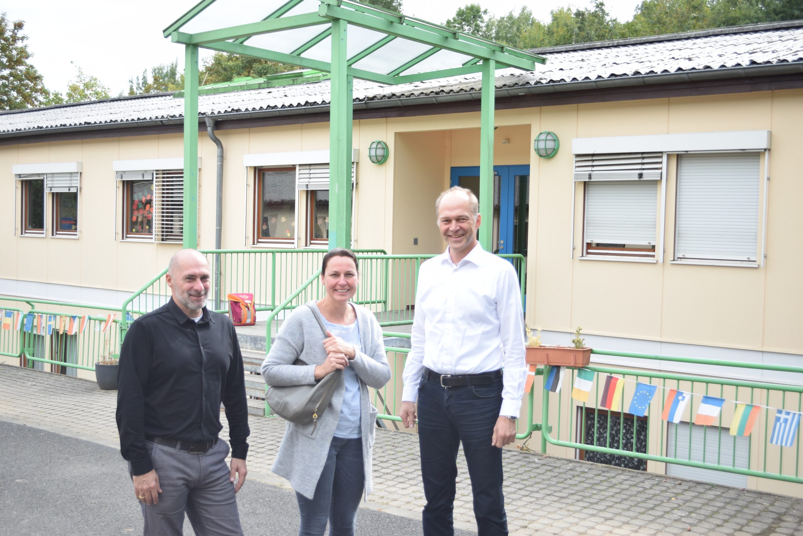 Besuch der Kindertagesstätte Pebbles in Schwalbach | FDP Schwalbach